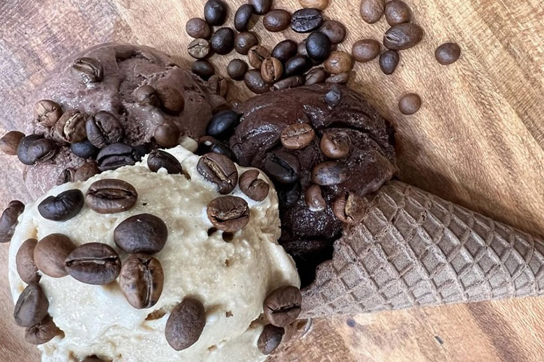 رضا بستنی اصفهان