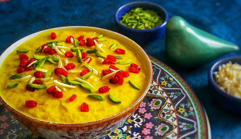 طرز تهیه خورشت ماست اصفهانی