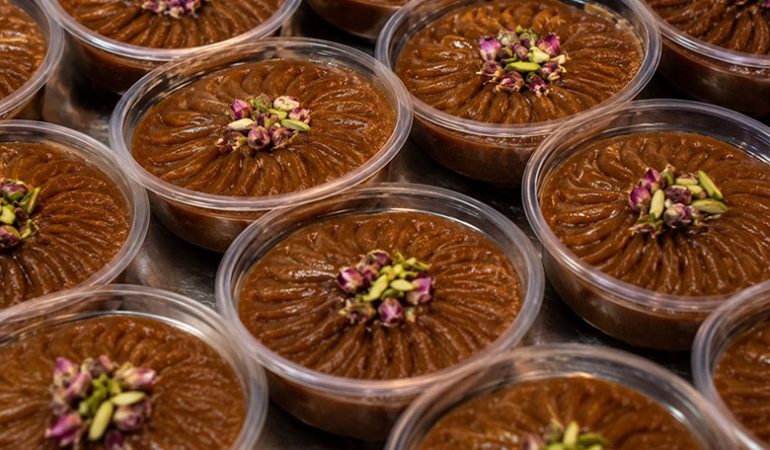 طرز تهیه حلوا زعفرانی مجلسی