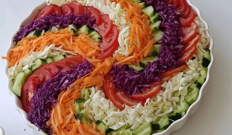 ایده های تزیین سالاد فصل