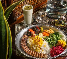 کافه رستوران سوگلی اصفهان